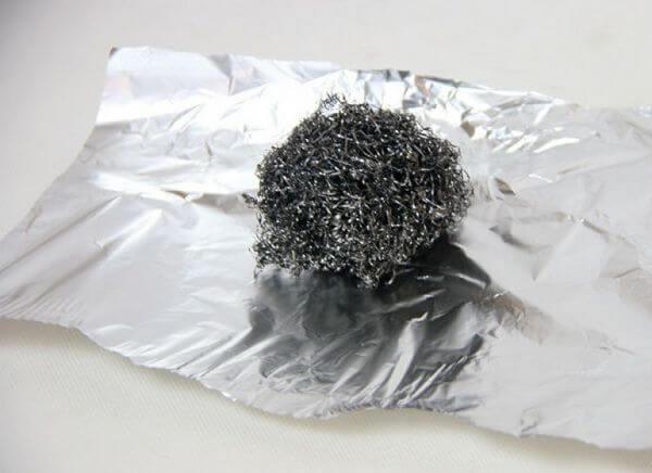 एल्युमीनियम फॉयल: जंग से छुटकारा