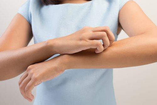 लीवर में टॉक्सिन: त्वचा के रोग