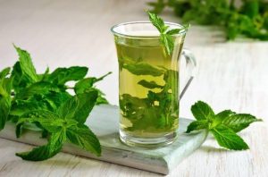 पुदीने की चाय में हैं सेहत के चमत्कारी गुण
