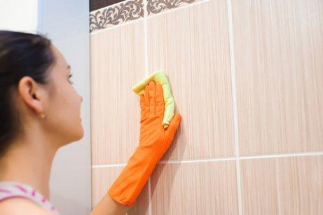 5 ग्रीन सॉल्यूशन: चमकायें टाइल जॉइंट्स की दरारें
