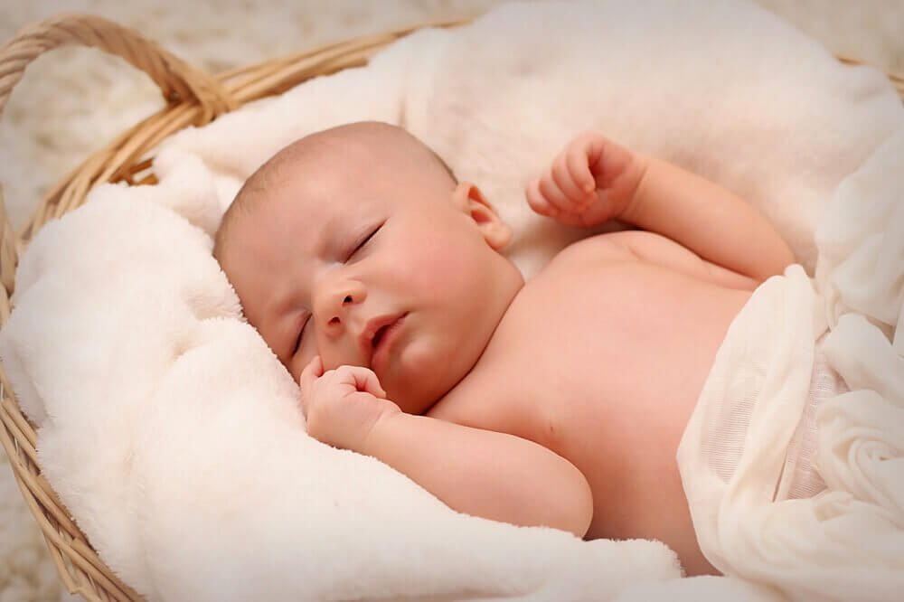 अपने शिशु के साथ कभी न करें ये 8 चीज़ेंं