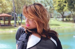 हल्के बालों वाली महिलाओं के लिए 7 आसान टिप्स