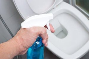 बाथरूम की दुर्गंध से छुटकारा पाने के लिए आजमायें ये नेचुरल नुस्ख़े