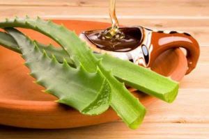 एसिड रिफ्लक्स और गैस्ट्राईटिस से लड़ने के लिए दो सामग्रियाँ