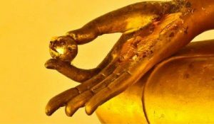 5 तिब्बती आसन जिनसे आप युवा महसूस करेंगे