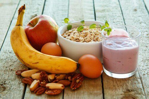अधिक ऊर्जा के लिए नाश्ते में ये 6 चीज़ें खाएं
