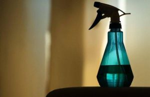 6 चीजें जिन्हें आपको सफेद सिरके से साफ नहीं करना चाहिए