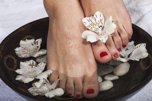 पैरों की फंगस से छुटकारा दिलाने वाला इलाज