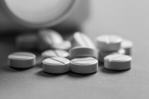 झुर्रियों से कैसे पाएं निजात (How to get rid of wrinkles) रोजहिप