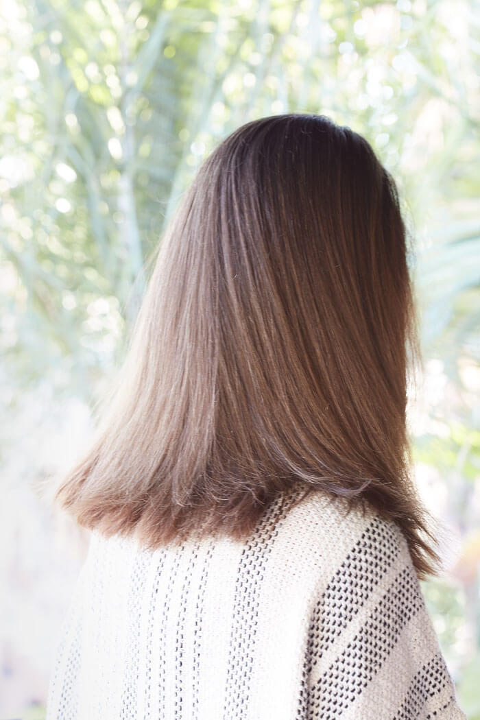 सिरके का इस्तेमाल किसी हर्बल कंडीशनर के तौर पर करें