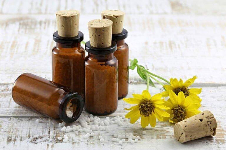 पीठ के निचले हिस्से में दर्द का इलाज : अर्निका (arnica)