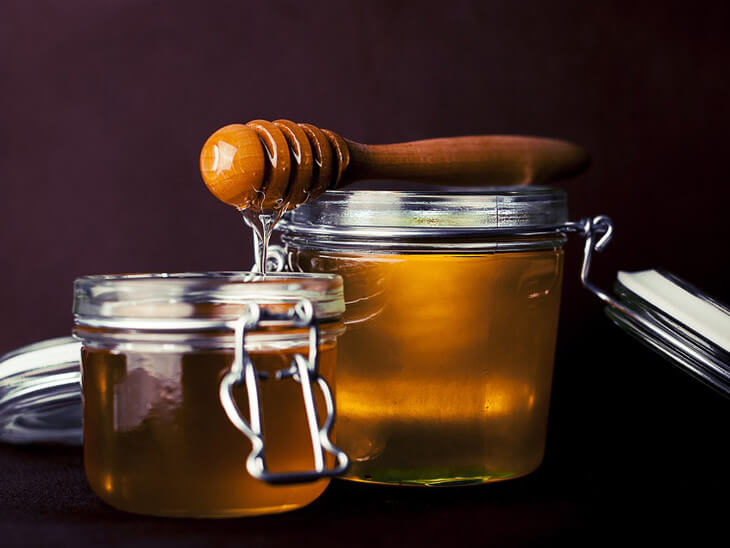 अंदर की तरफ़ बढ़े हुए अपने नाखूनों का इलाज करें इन घरेलू उपायों से