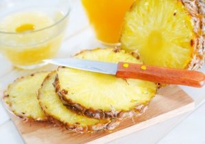 यूरिनरी ट्रैक्ट इन्फेक्शन : अनन्नास (Pineapple)