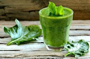 स्लिमिंग वेजिटेबल जूस : spinach, cucumber
