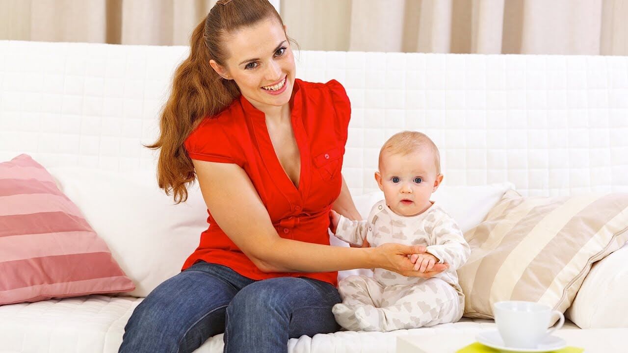 आपका बेबी उठकर बैठने के लिए तैयार है या नहीं, इस बात का पता आपको कैसे चलेगा?