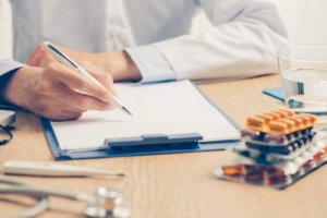 इन्फ्यूजन पंप कैसे काम करता है?