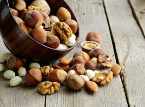 सेल्युलाईट : नेचुरल लैक्जेटिव