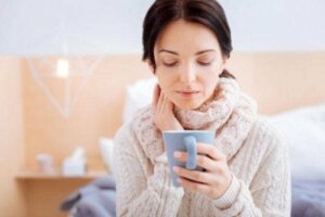 गले में संक्रमण से राहत के लिए चार नुस्ख़े