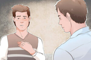 जानें आलोचना से खुद का बचाव कैसे करना है