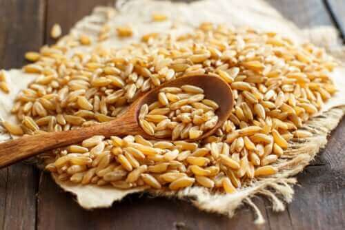 कामूत के गुण और फायदे क्या हैं?